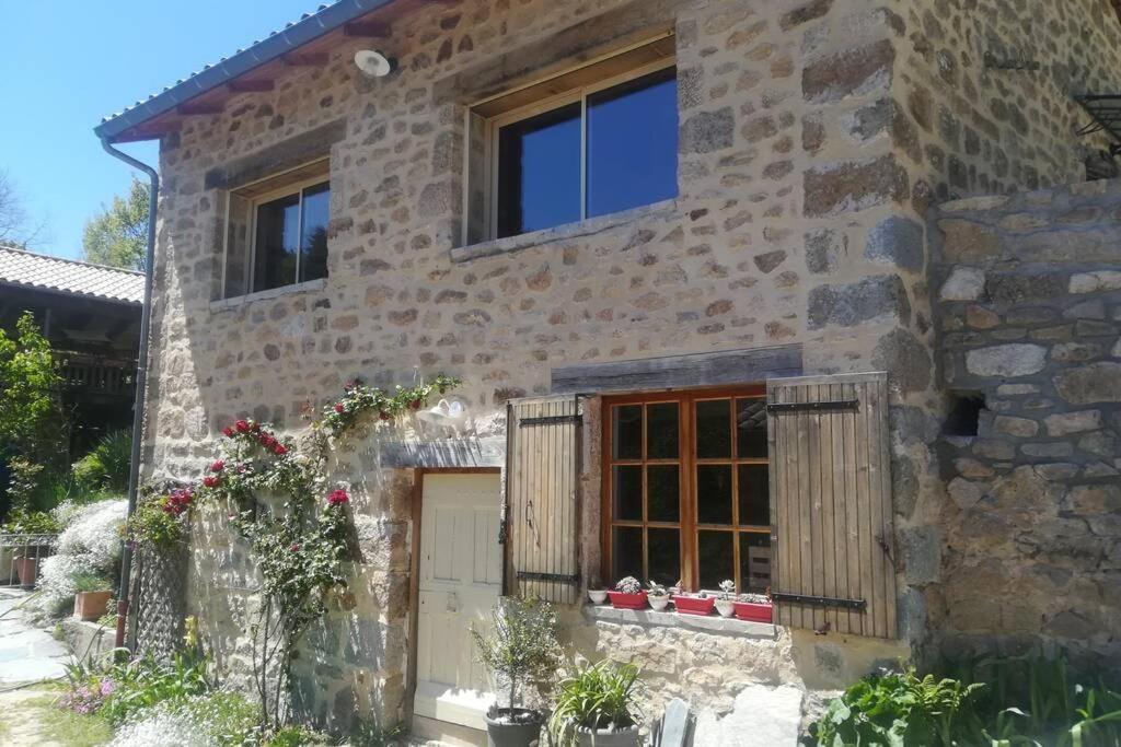 Loft La Rose Desiree Gite 3 Etoiles Chalencon Exterior foto